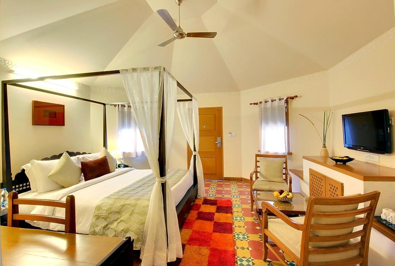 Holiday Resort & Spa A Unit Of S Poddar Group Gāndhīdhām 외부 사진