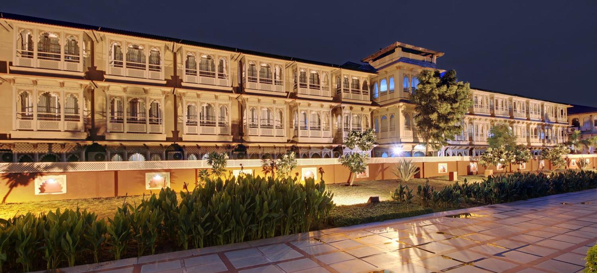 Holiday Resort & Spa A Unit Of S Poddar Group Gāndhīdhām 외부 사진